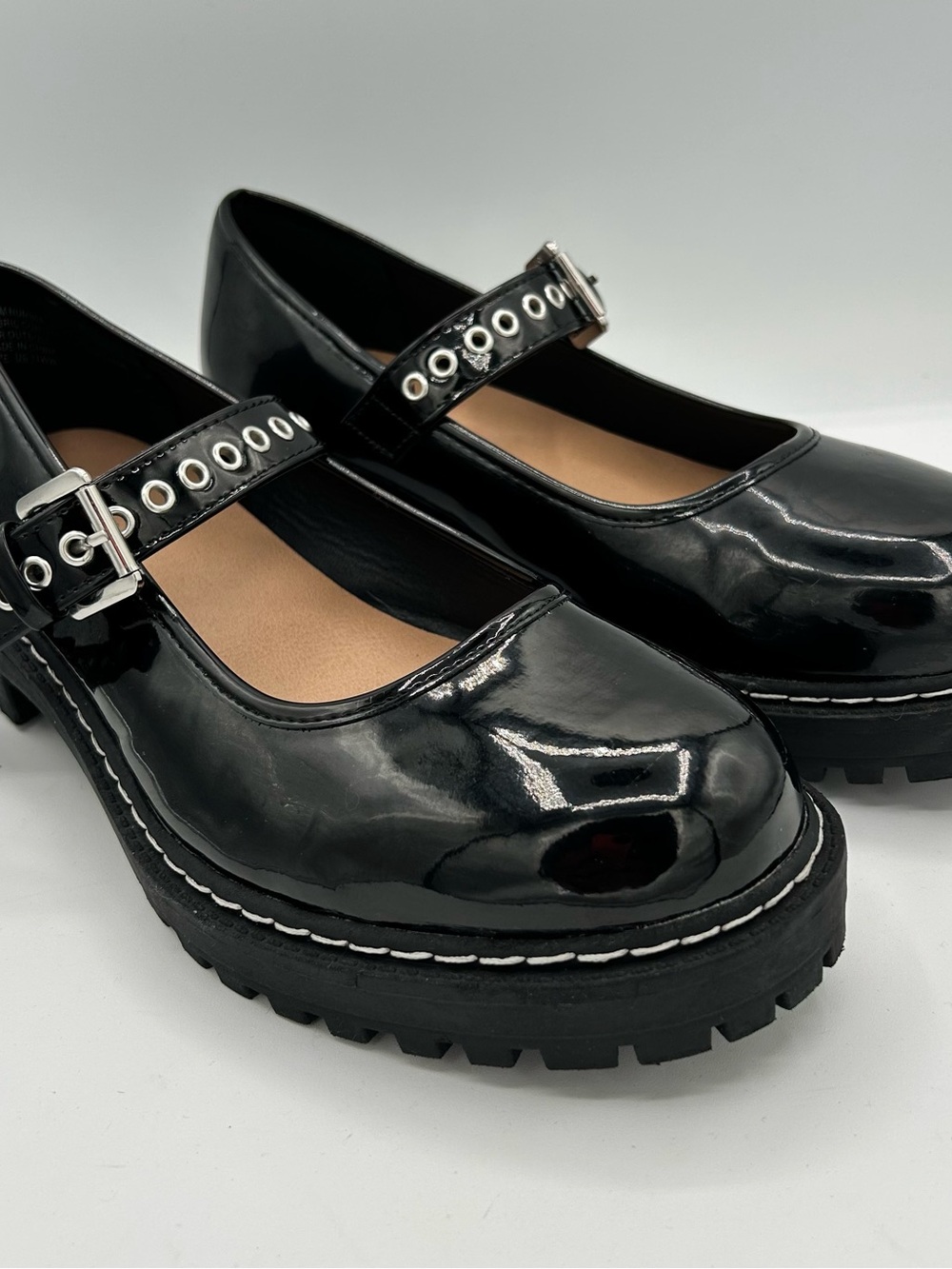Torrid Black Patent Lug Sole Mary Jane Flats - Size 11WW